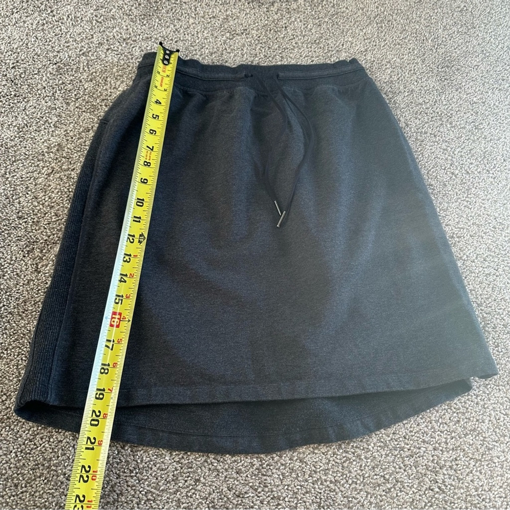 Lululemon Start Anew Skirt *21" Heathered Black Size 8 Office Travel Lightweight - Picture 10 of 11